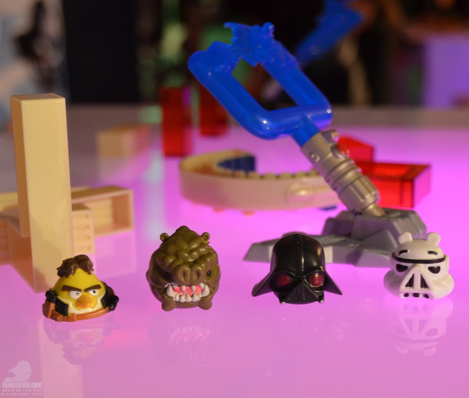 Star_Wars_Angry_Birds_Hasbro_NYCC-07.jpg