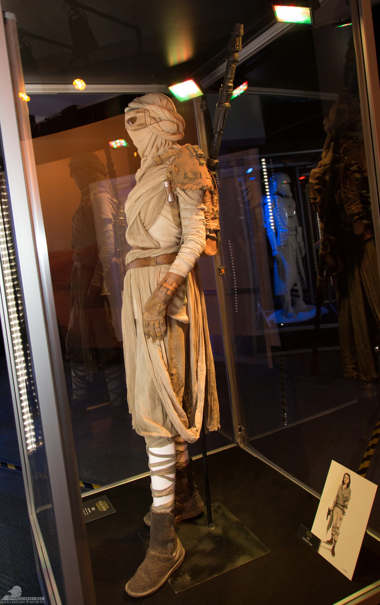 Star-Wars-Celebration-Anaheim-2015-The-Force-Awakens-046.jpg