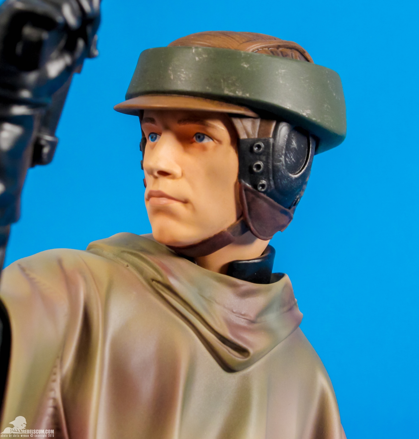 gentle giant luke skywalker bust