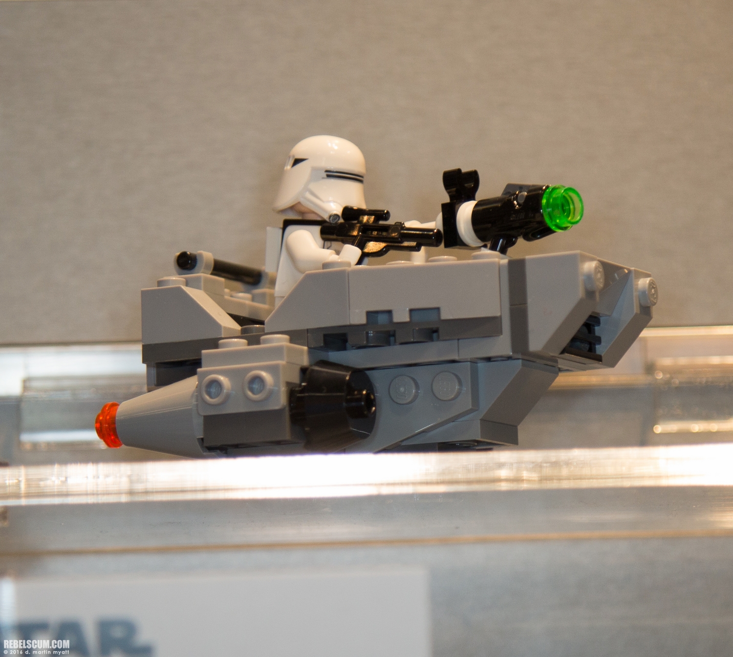 LEGO-2015-International-Toy-Fair-Star-Wars-016.jpg