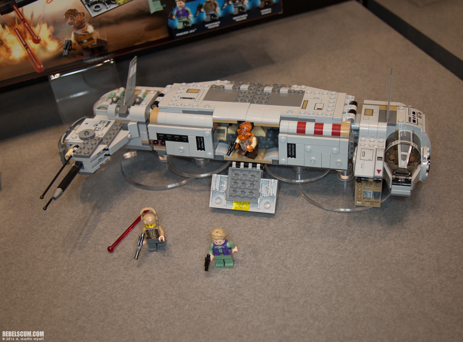 LEGO-2015-International-Toy-Fair-Star-Wars-028.jpg