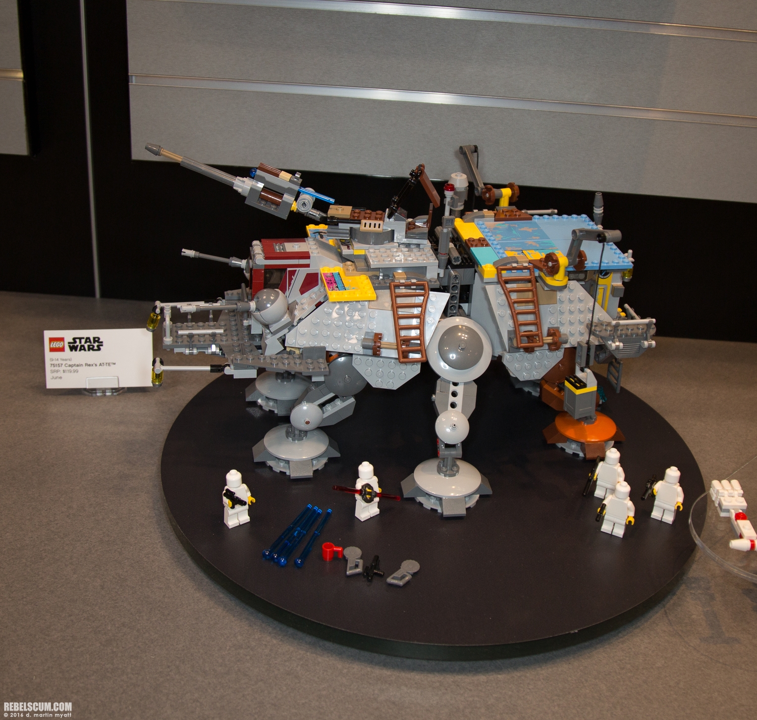 LEGO-2015-International-Toy-Fair-Star-Wars-108.jpg