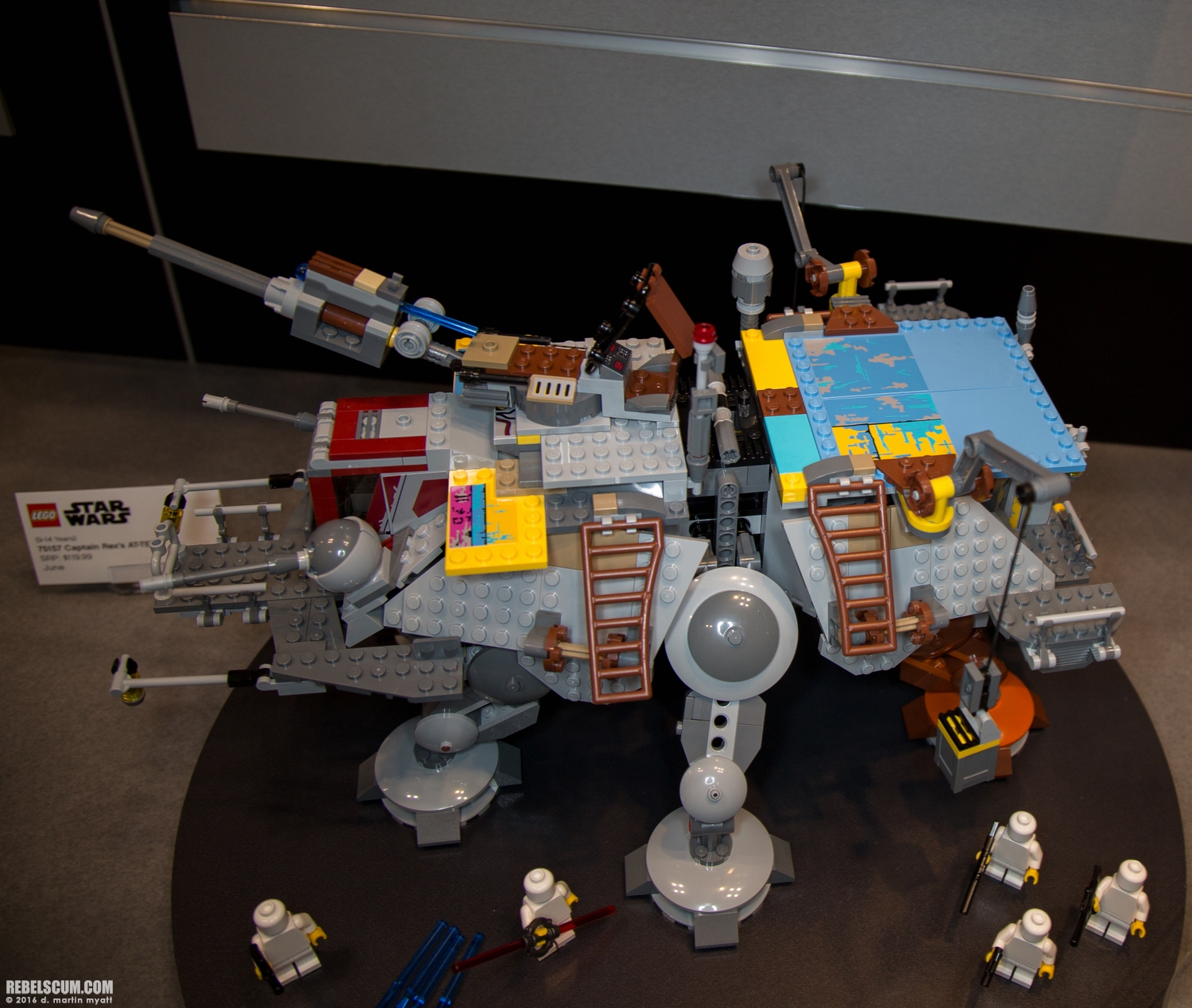 LEGO-2015-International-Toy-Fair-Star-Wars-109.jpg