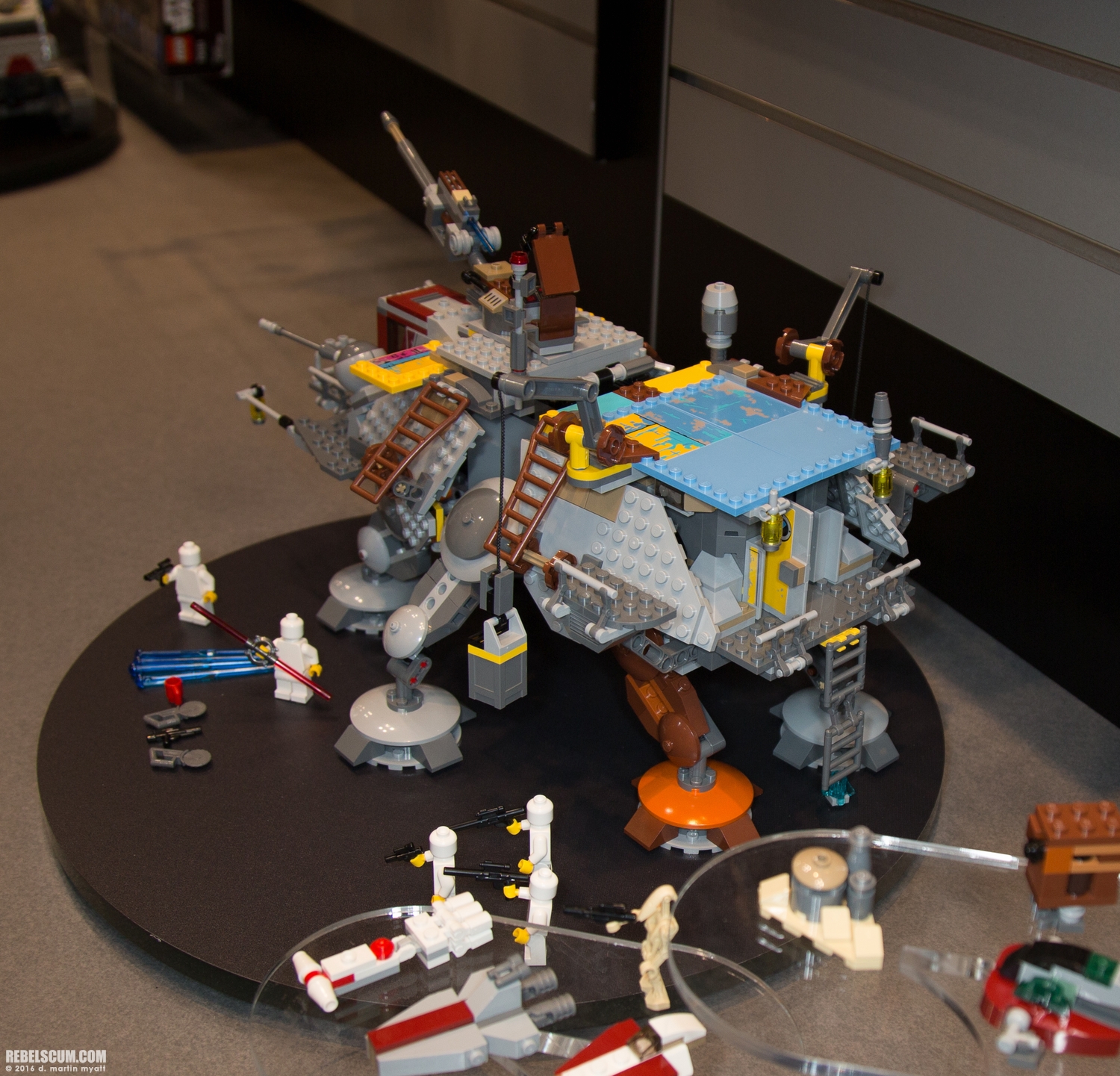 LEGO-2015-International-Toy-Fair-Star-Wars-110.jpg