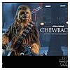 Hot-Toys-MMS375-Chewbacca-The-Force-Awakens-010.jpg