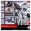 Hot-Toys-MMS386-Rogue-One-Stormtrooper-Jedha-Patrol-006.jpg