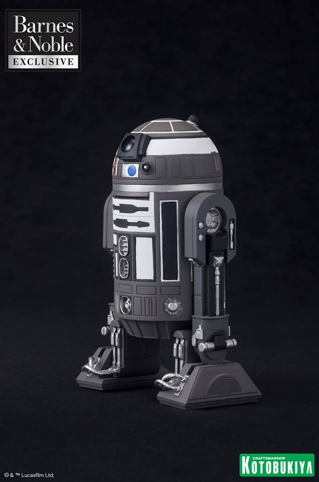 kotobukiya-r2-q2-artfx-plus-statue-barnes-and-noble-exclusive-100416-002.jpg