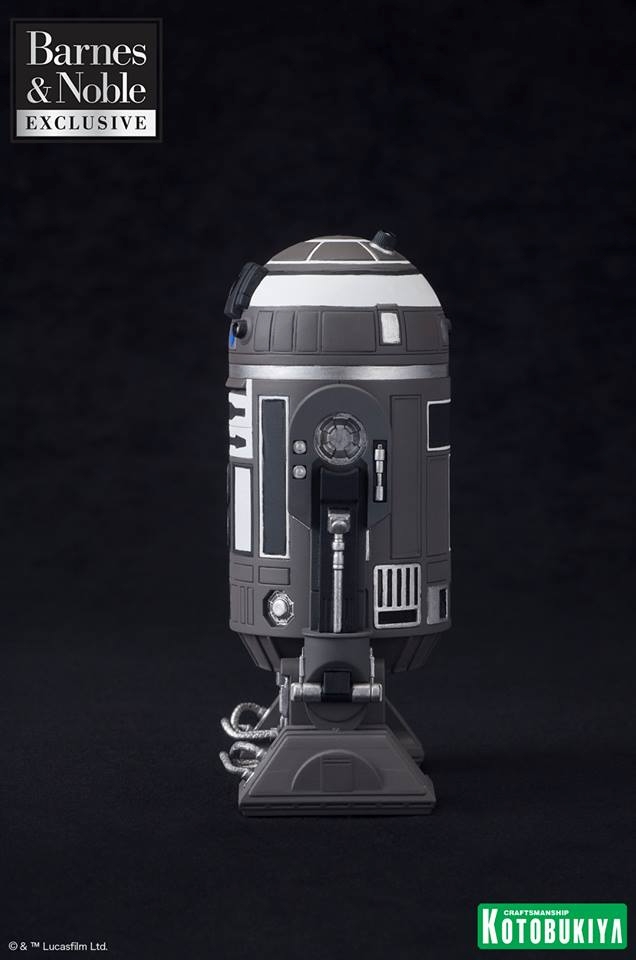 kotobukiya-r2-q2-artfx-plus-statue-barnes-and-noble-exclusive-100416-003.jpg