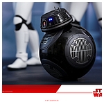 hot-toys-the-last-jedi-bb-9e collectible-figure-012.jpg