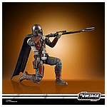 STAR WARS THE VINTAGE COLLECTION 3.75-INCH THE MANDALORIAN Figure - oop(3).jpg