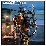Hot Toys - SW The Mandalorian - Heavy Infantry Mandalorian_PR3.jpg