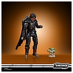 STAR WARS THE VINTAGE COLLECTION 3.75-INCH DIN DJARIN (THE MANDALORIAN) & THE CHILD Build-Up Pack - oop (1).jpg