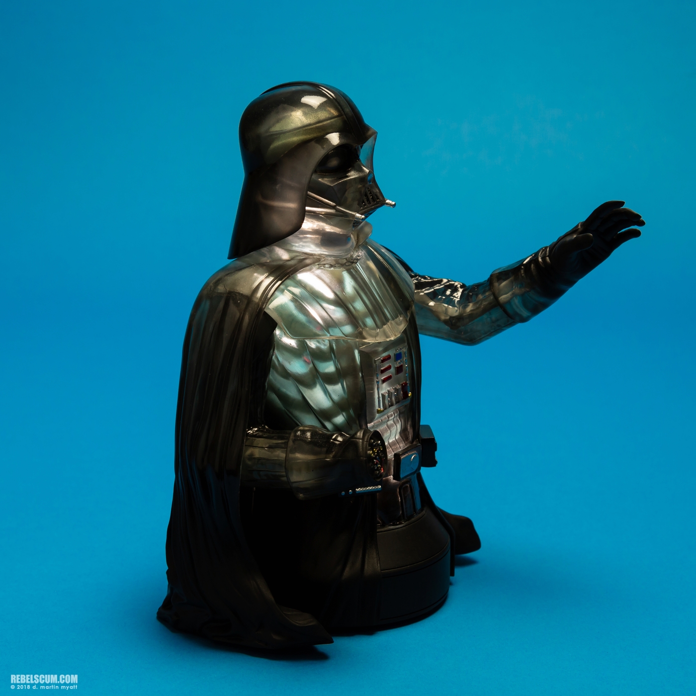 Darth-Vader-Emperors-Wrath-Mini-Bust-Gentle-Giant-006.jpg