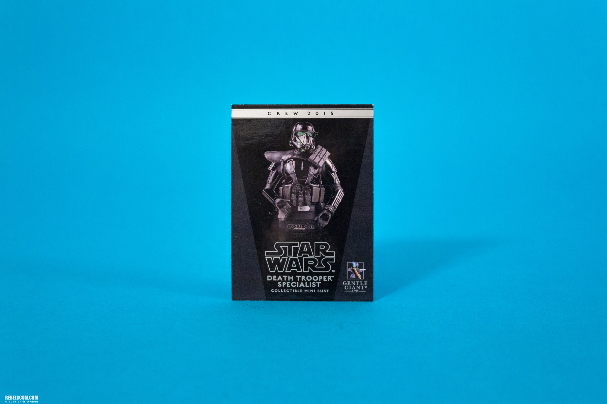 Death-Trooper-Specialist-Lucasfilm-Rogue-One-Crew-Gift-007.jpg
