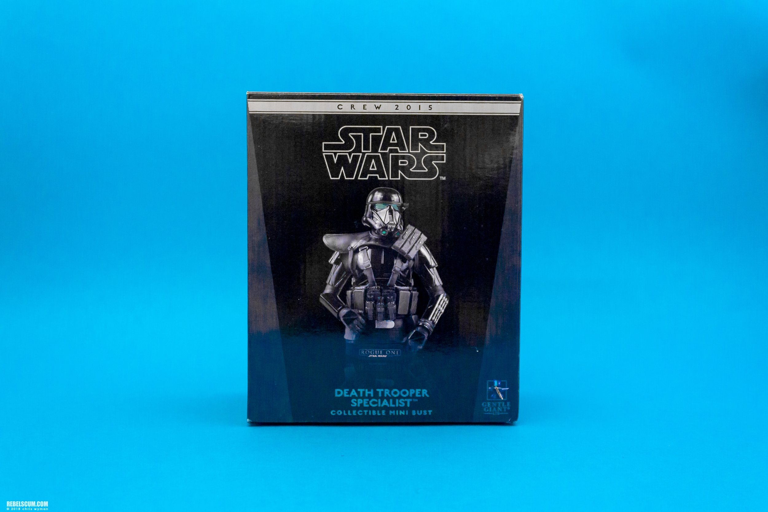Death-Trooper-Specialist-Lucasfilm-Rogue-One-Crew-Gift-010.jpg