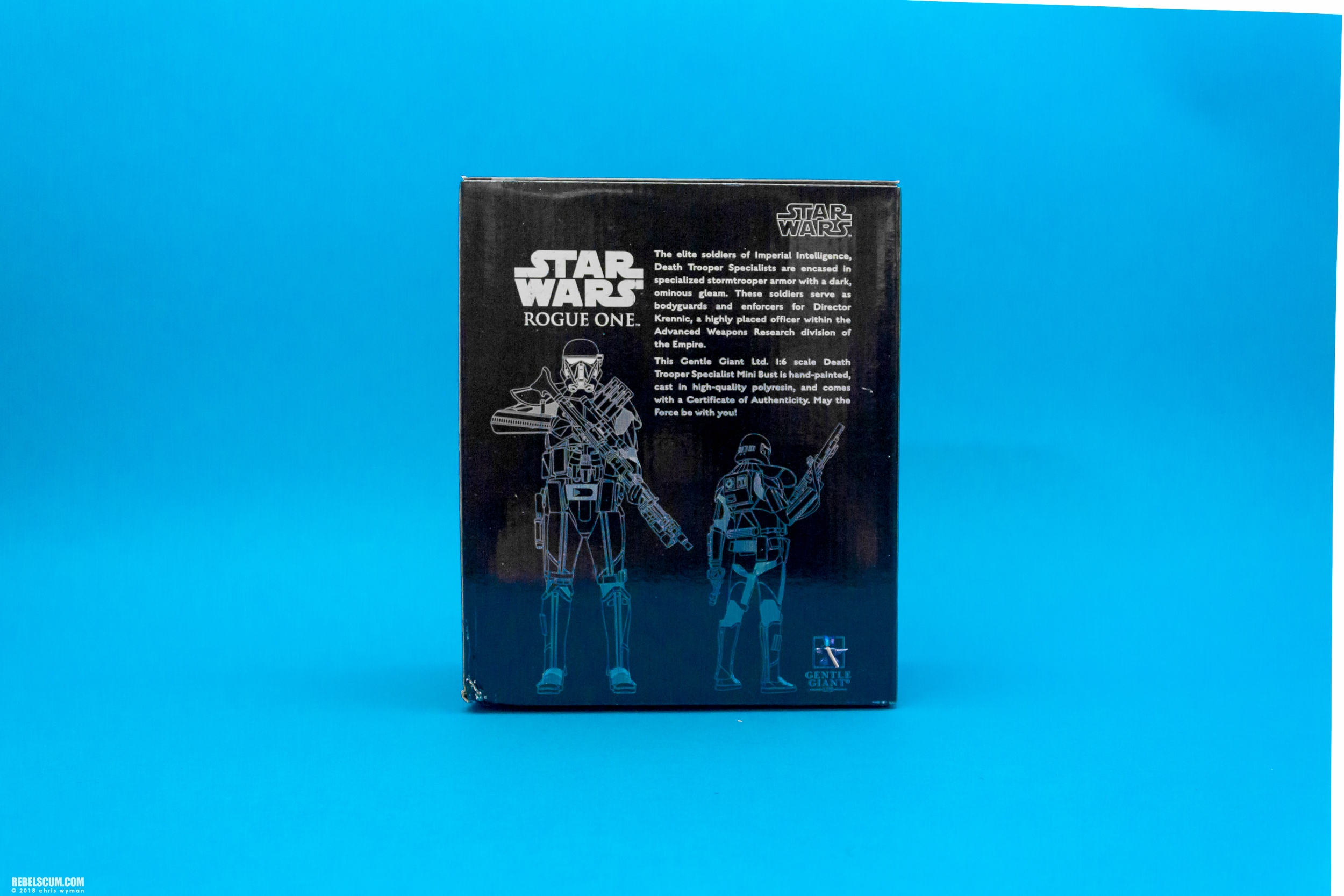 Death-Trooper-Specialist-Lucasfilm-Rogue-One-Crew-Gift-013.jpg