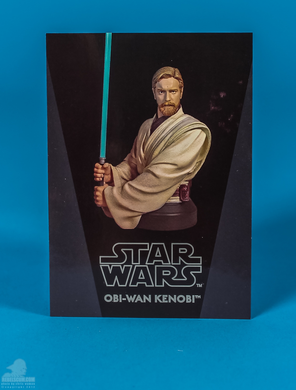 Obi-Wan_Kenobi_ROTS_Exclusive_Mini_Bust_Gentle_Giant-11.jpg