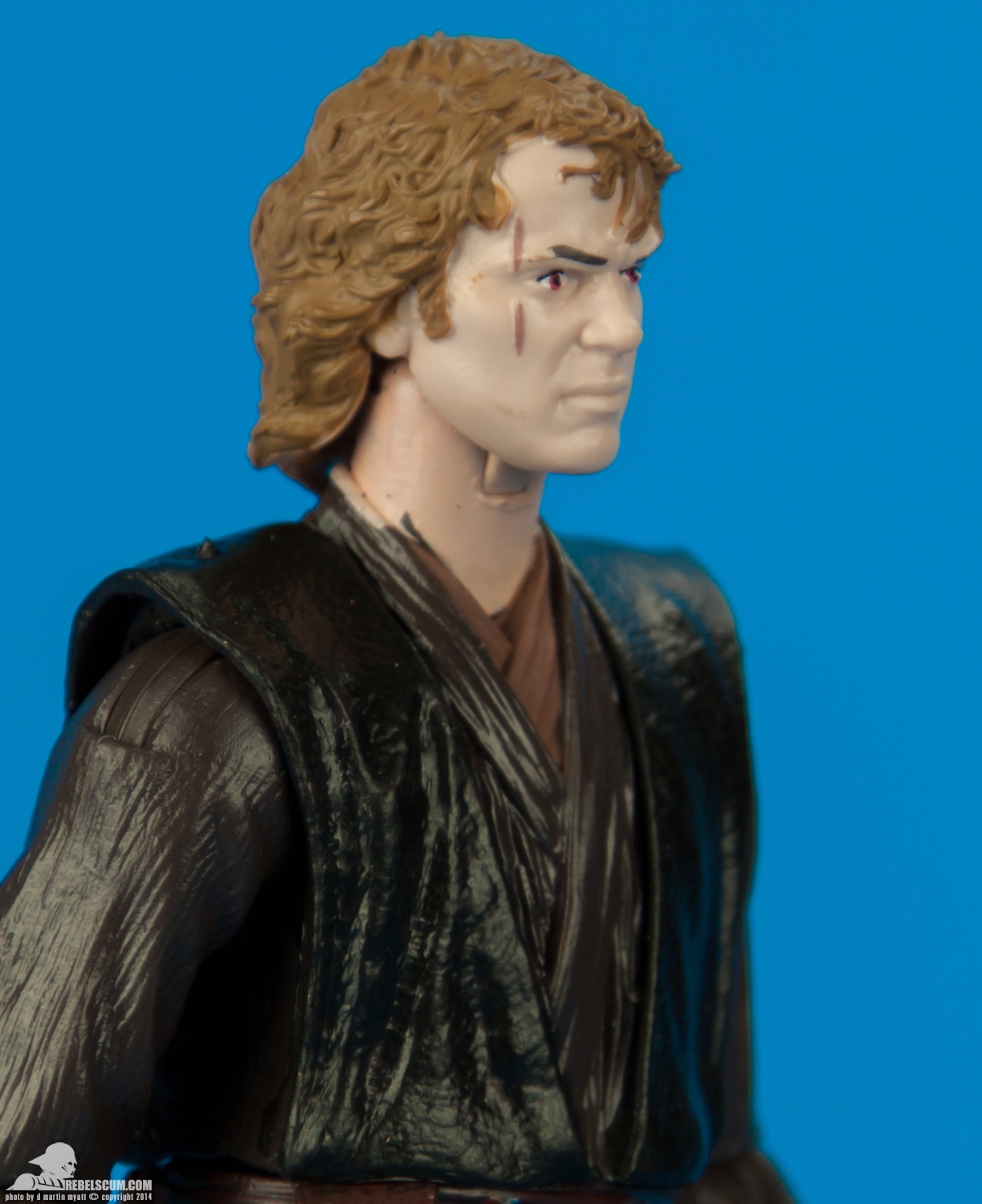 12-Anakin-Skywalker-The-Black-Series-6-inch-Hasbro-014.jpg