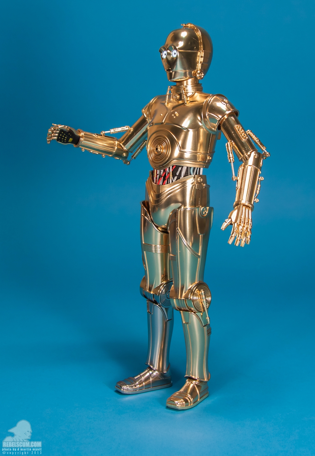 Tamashii-Nations-C-3PO-Perfect-Model-Chogokin-Figure-003.jpg