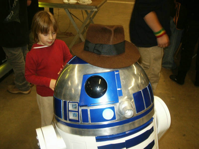 R2-D2 with my hat