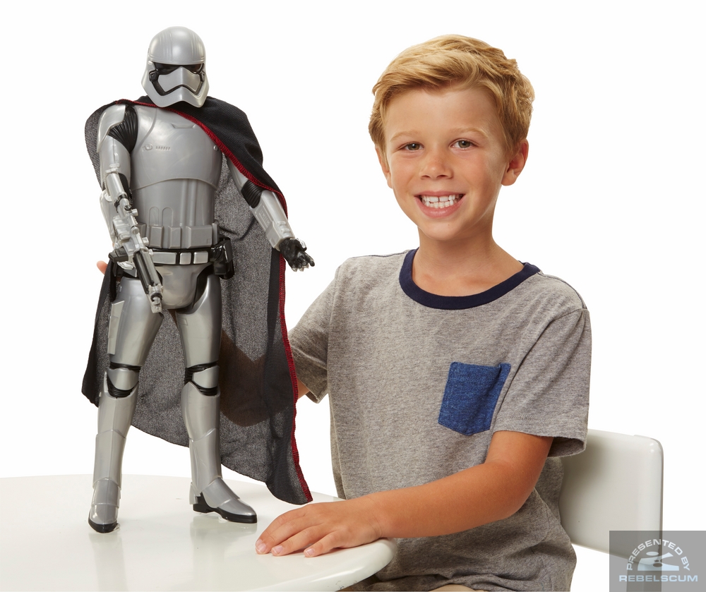 BIG FIGS 20_ Captain Phasma with Customer.jpg