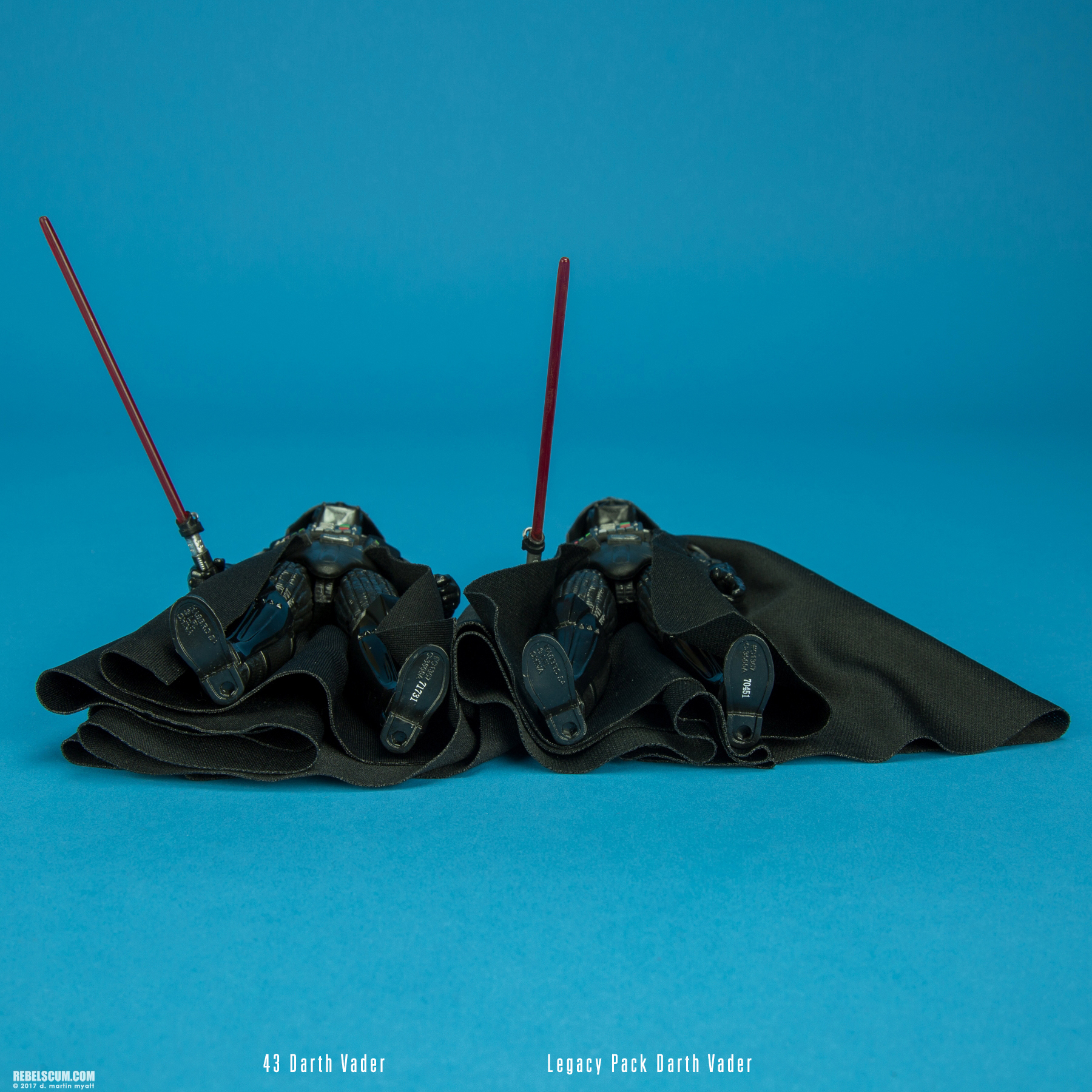 Darth-Vader-43-The-Black-Series-6-inch-Hasbro-010.jpg