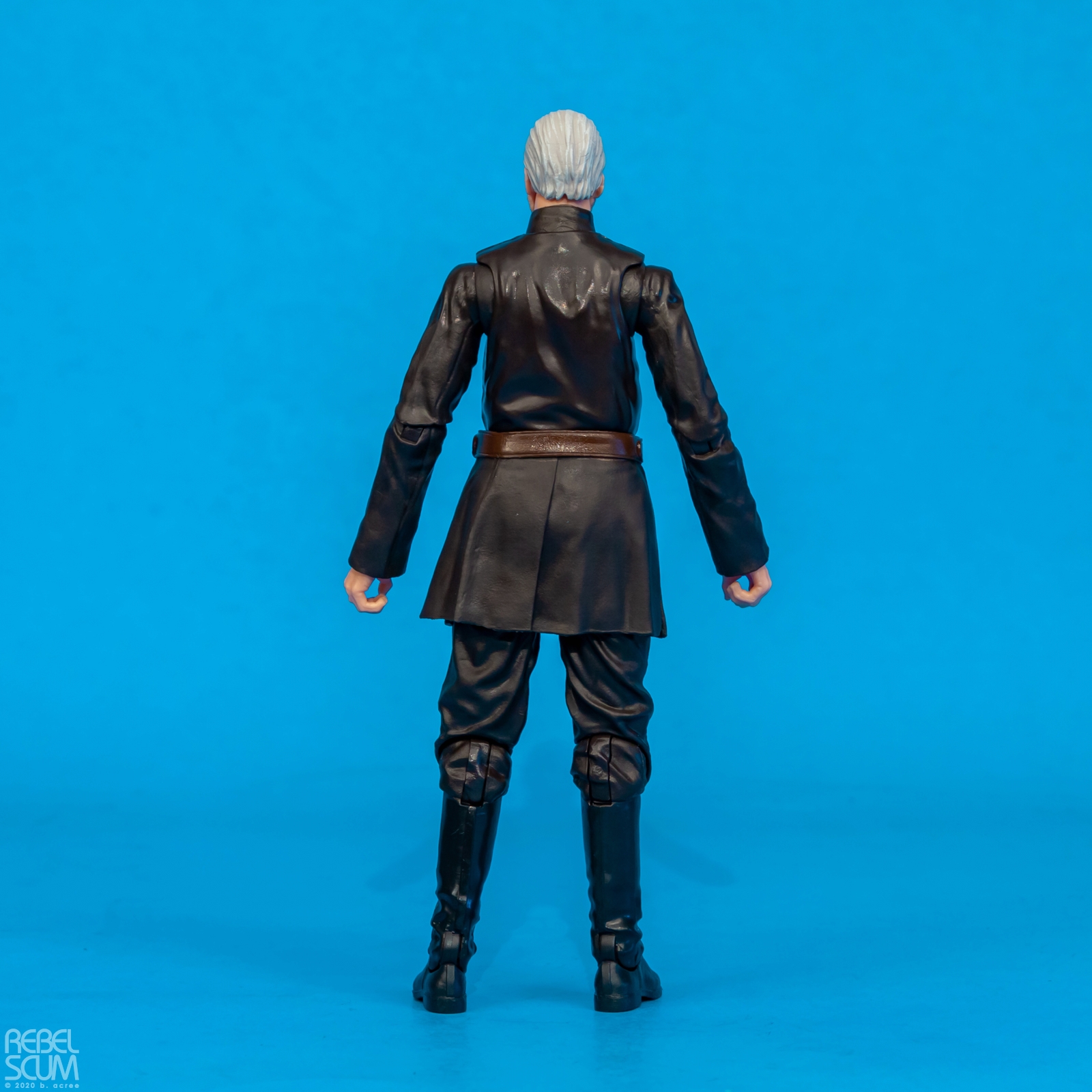 The-Black-Series-107-Count-Dooku-004.jpg