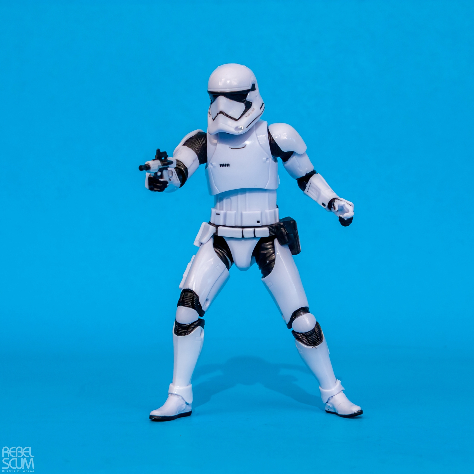 The-Black-Series-First-Order-Stormtrooper-008.jpg