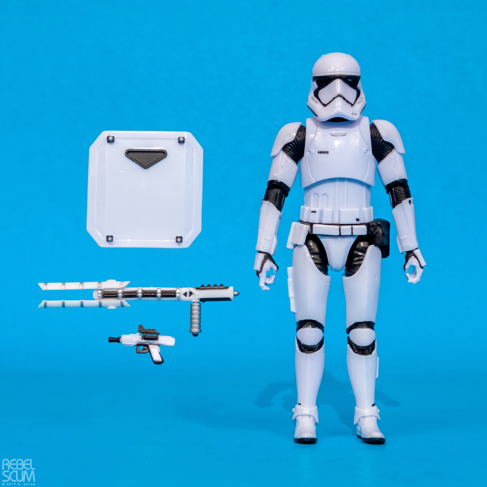 The-Black-Series-First-Order-Stormtrooper-012.jpg