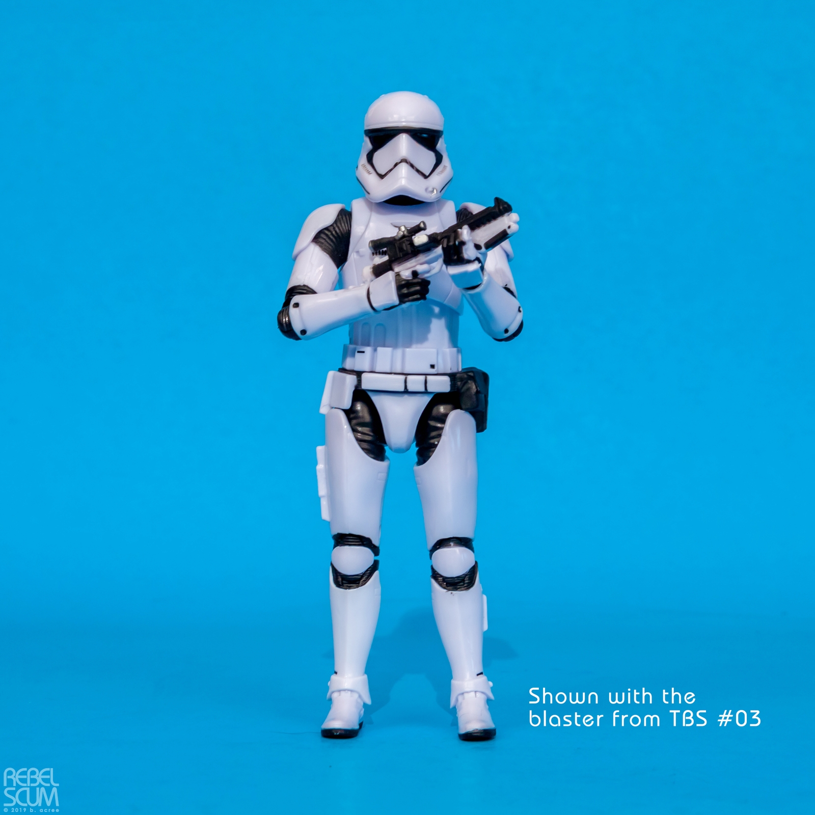 The-Black-Series-First-Order-Stormtrooper-014.jpg