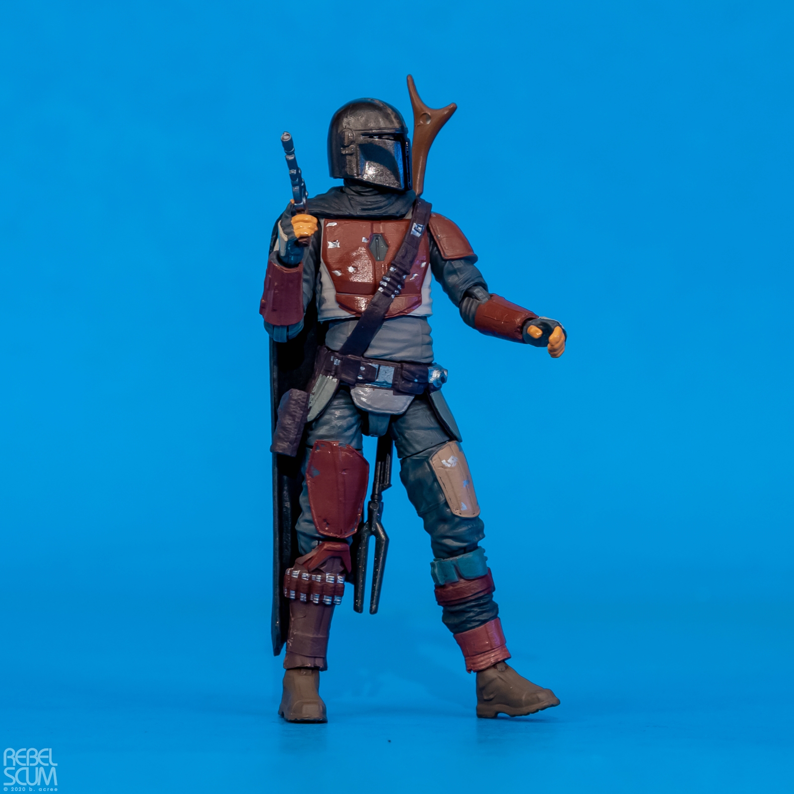 The-Vintage-Collection-VC166-The-Mandalorian-009.jpg