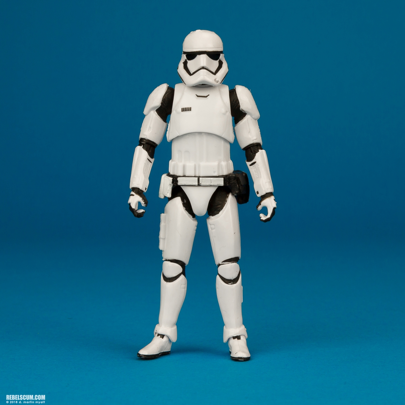 VC118-First-Order-Stormtrooper-The-Vintage-Collection-001.jpg