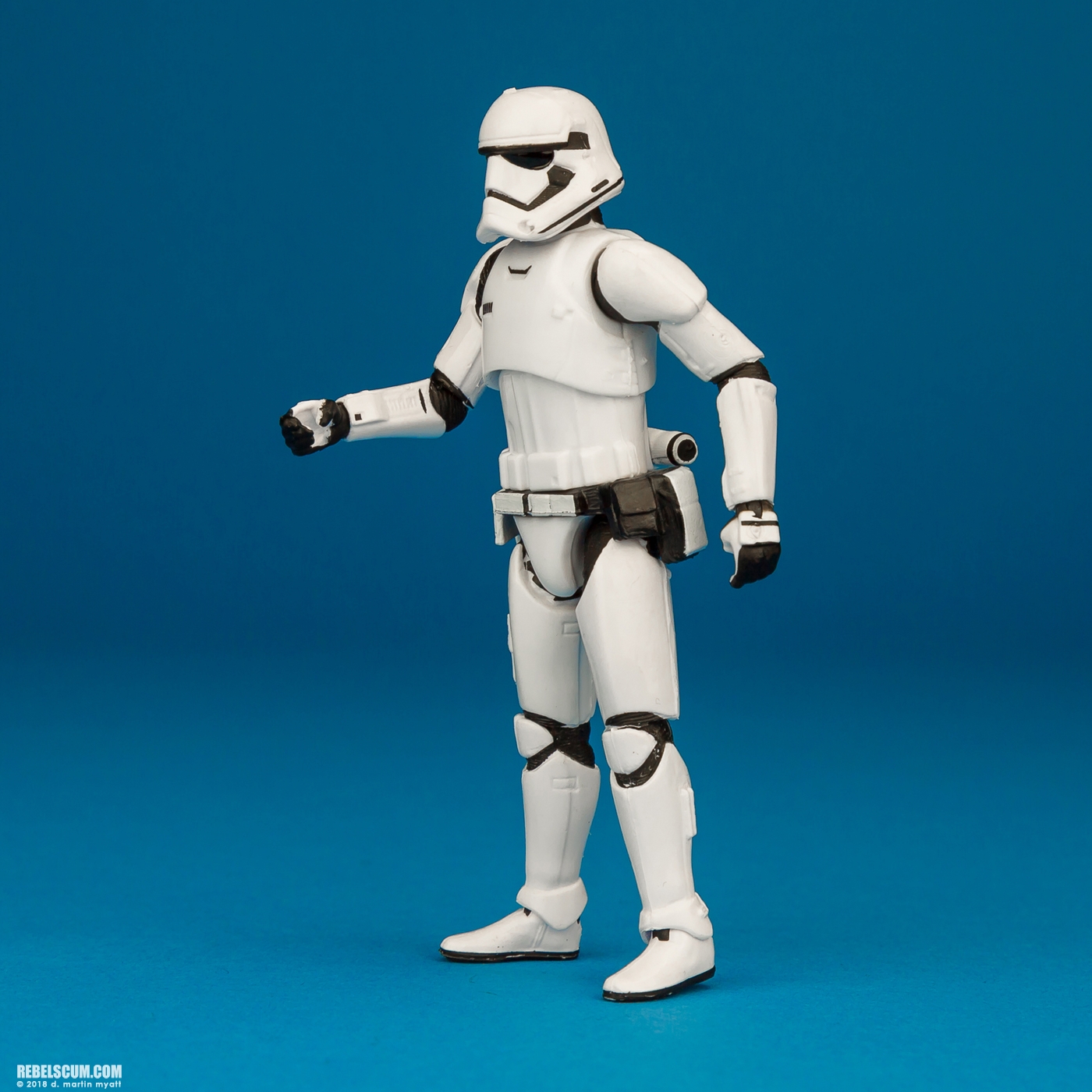 VC118-First-Order-Stormtrooper-The-Vintage-Collection-003.jpg