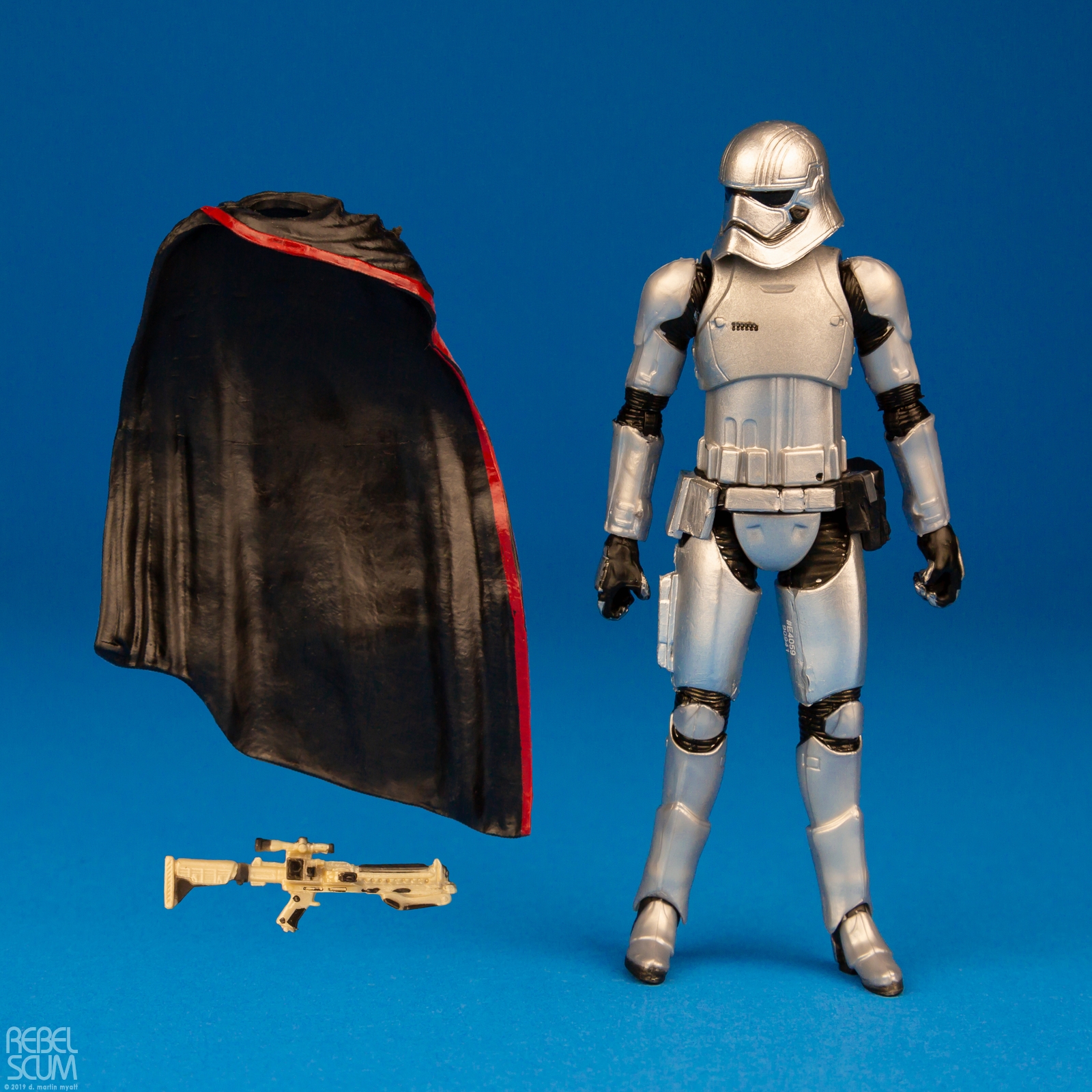 VC142-Captain-Phasma-The-Vintage-Collection-Star-Wars-009.jpg