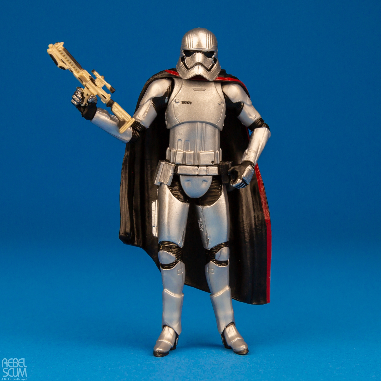 VC142-Captain-Phasma-The-Vintage-Collection-Star-Wars-010.jpg