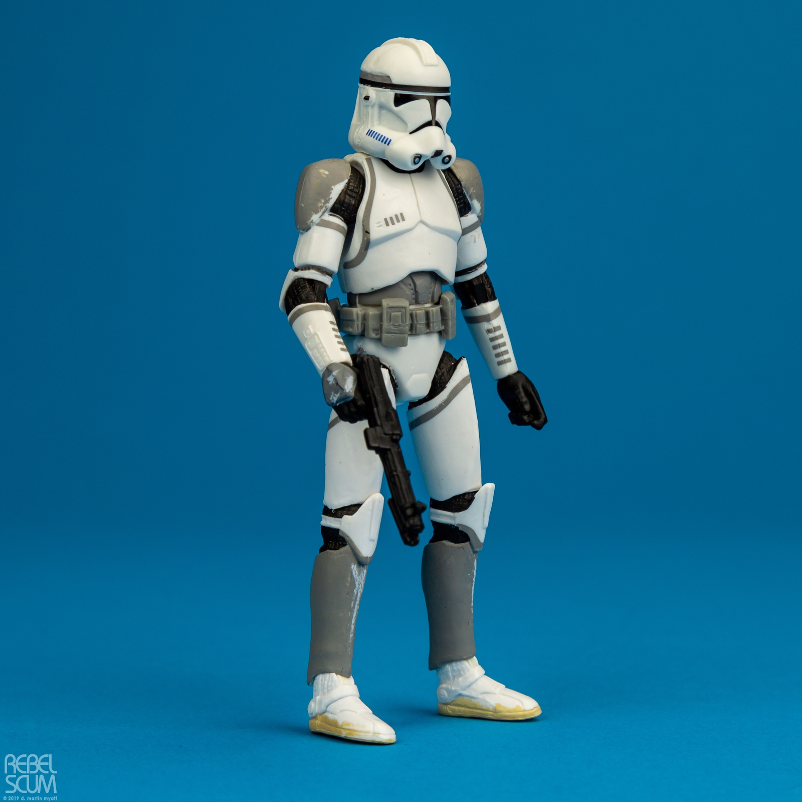 VC145-41st-Elite-Corps-Clone-Trooper-The-Vintage-Collection-006.jpg
