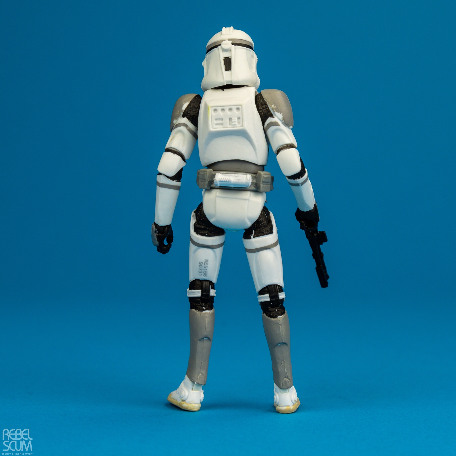 VC145-41st-Elite-Corps-Clone-Trooper-The-Vintage-Collection-008.jpg