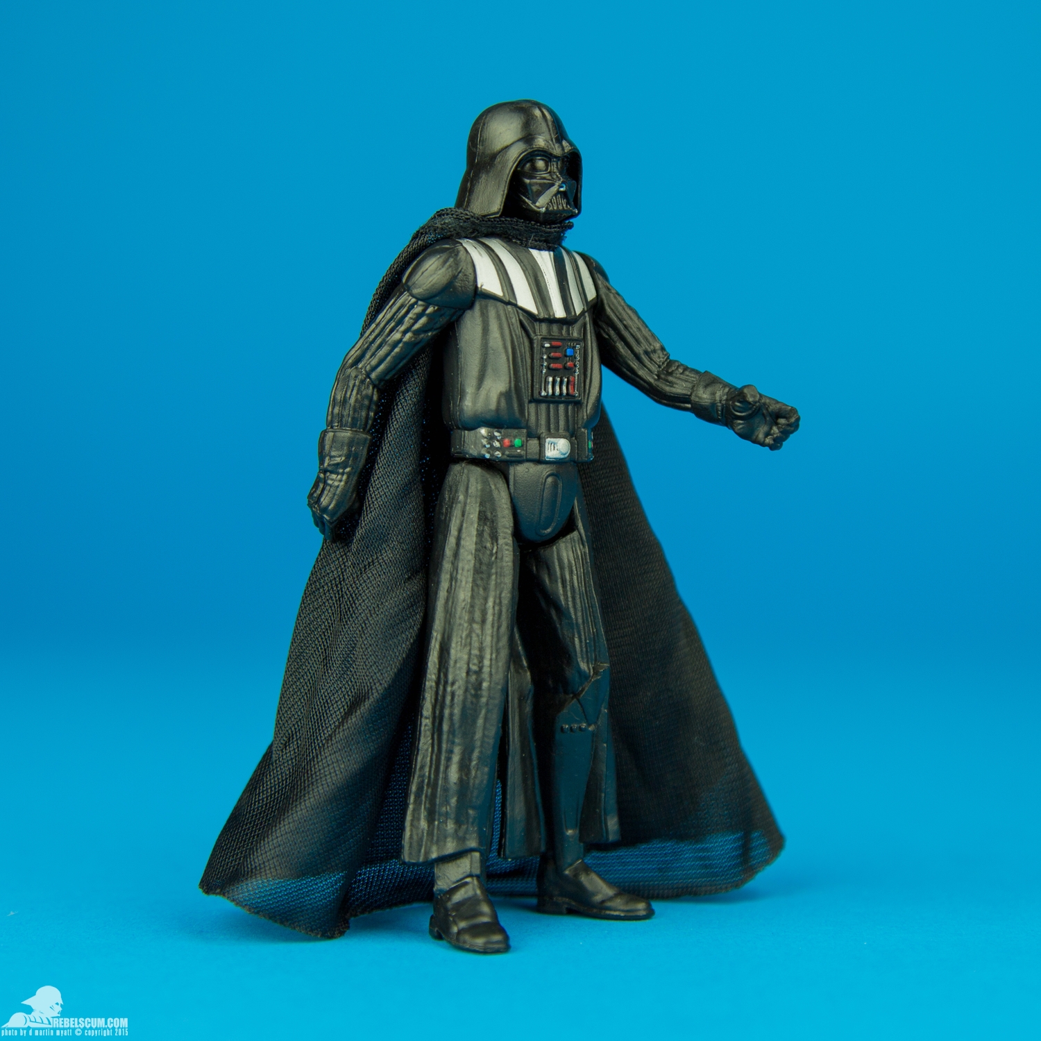 Darth-Vader-Star-Wars-The-Force-Awakens-Hasbro-002.jpg