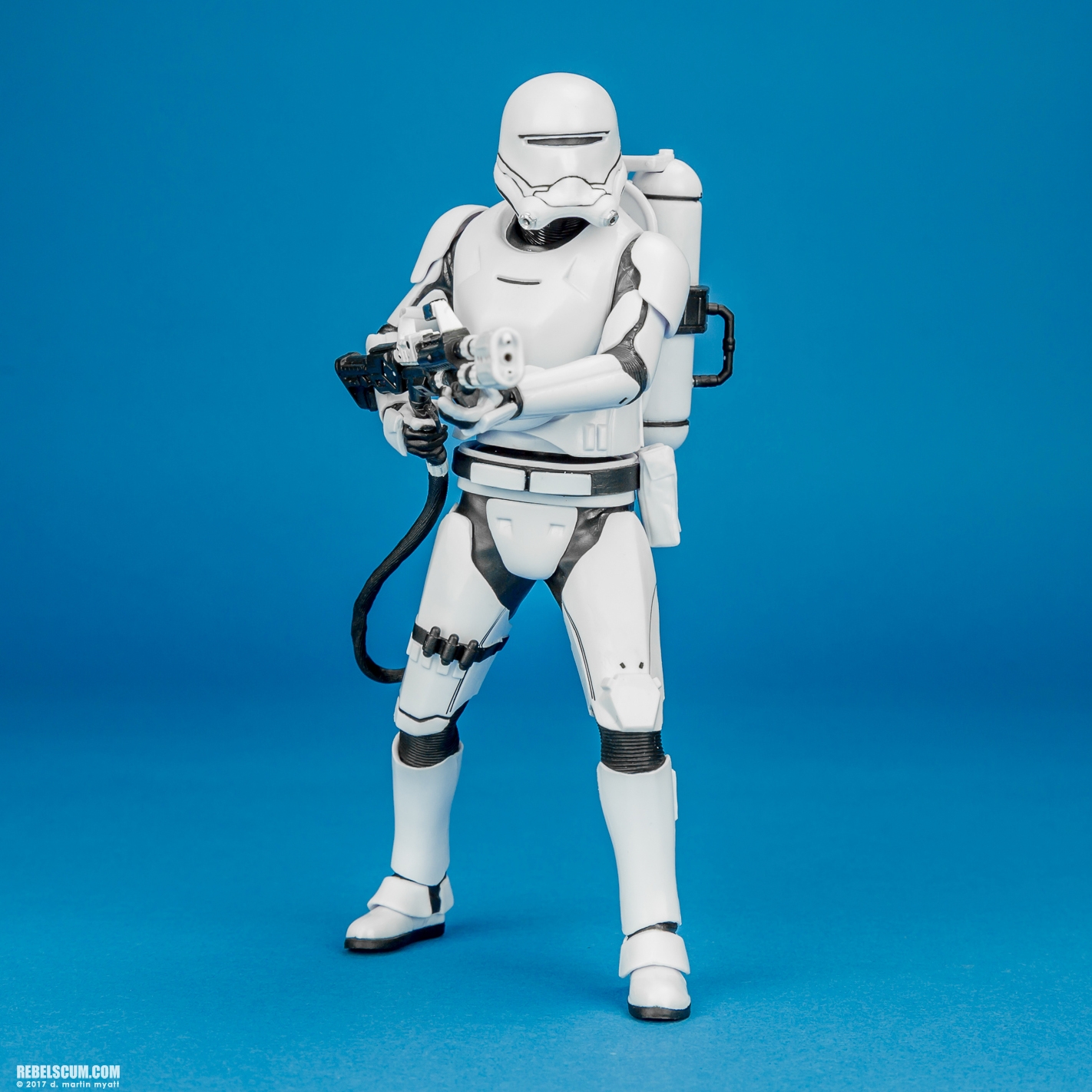 First-Order-Snowtrooper-Flametrooper-ARTFX-plus-009.jpg