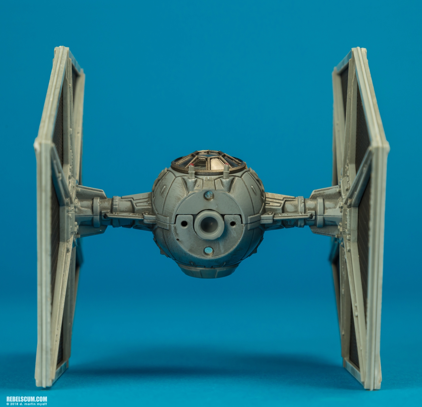 TIE-Fighter-Hot-Wheels-Elite-Mattel-The-Empire-Strikes-Back-013.jpg