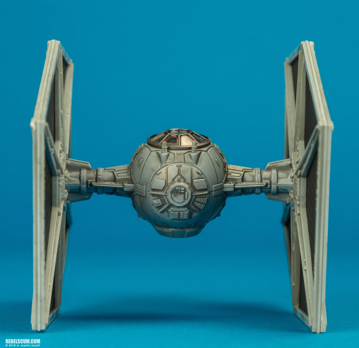 TIE-Fighter-Hot-Wheels-Elite-Mattel-The-Empire-Strikes-Back-014.jpg