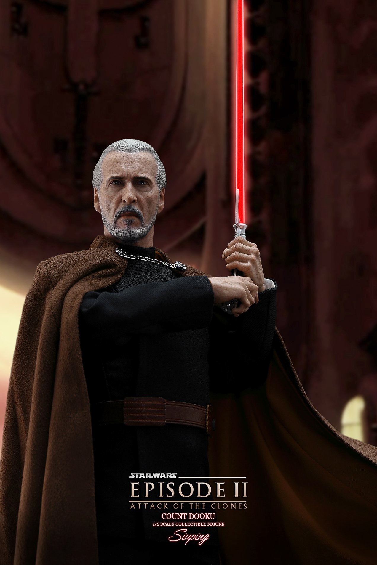 Count-Dooku-Hot-Toys-Final-Photography-009.jpg