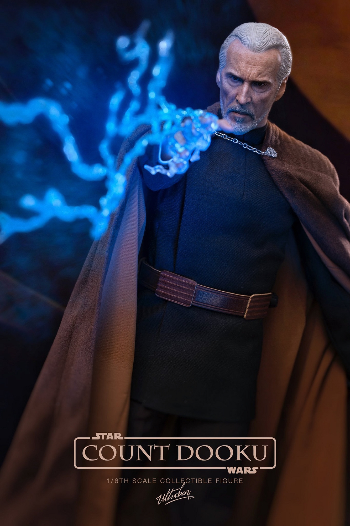 Count-Dooku-Hot-Toys-Final-Photography-018.jpg