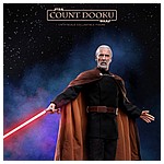 Count-Dooku-Hot-Toys-Final-Photography-025.jpg