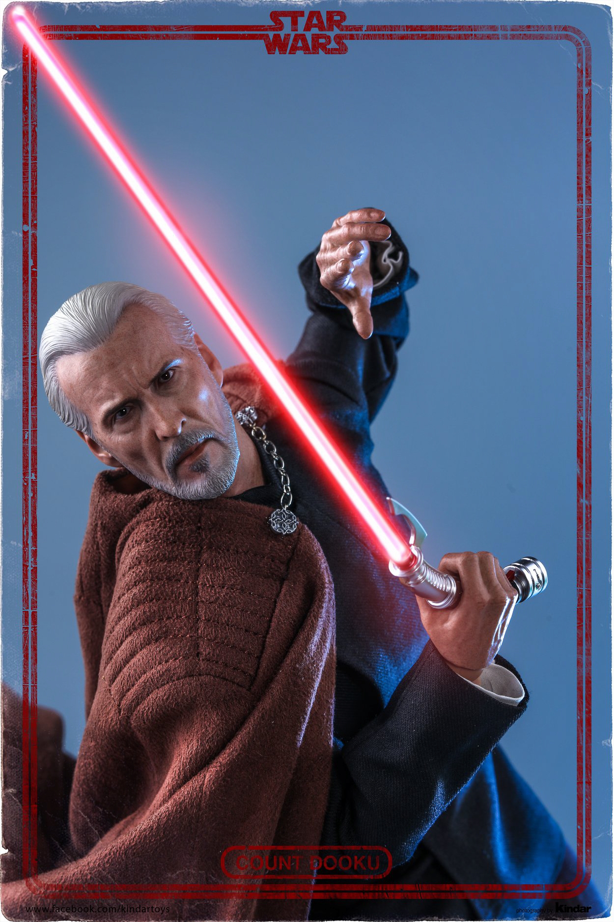 Count-Dooku-Hot-Toys-Final-Photography-034.jpg