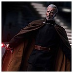 Count-Dooku-Hot-Toys-Final-Photography-053.jpg