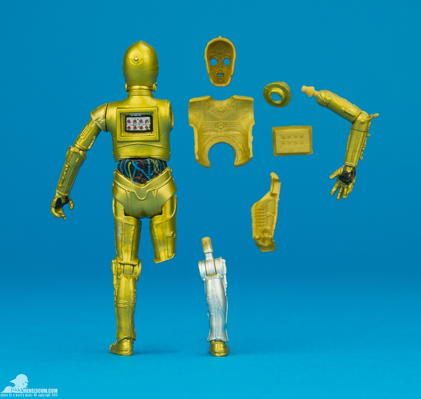 16-C-3PO-The-Black-Series-Star-Wars-006.jpg