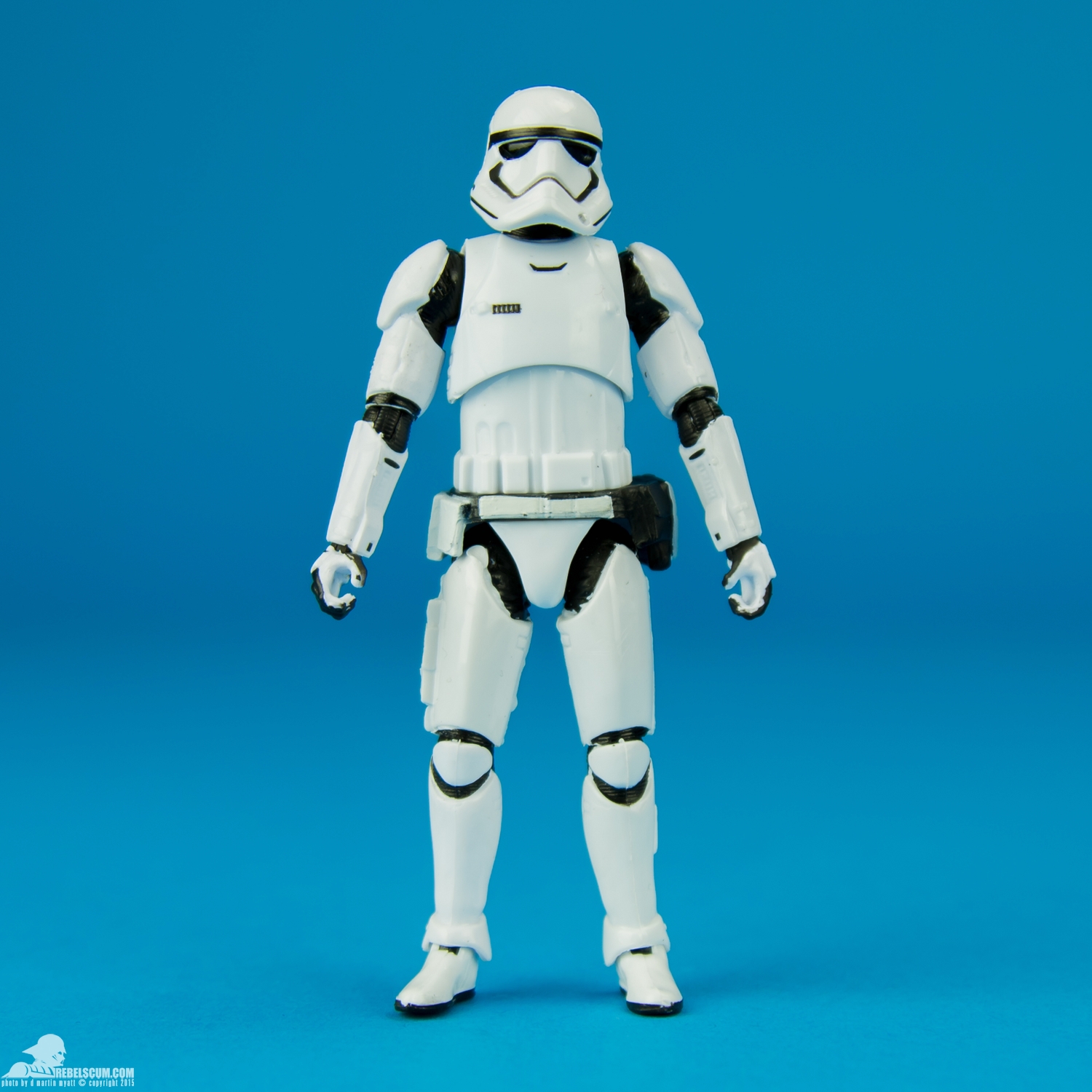 First-Order-Stormtrooper-The-Black-Series-Hasbro-Walmart-001.jpg