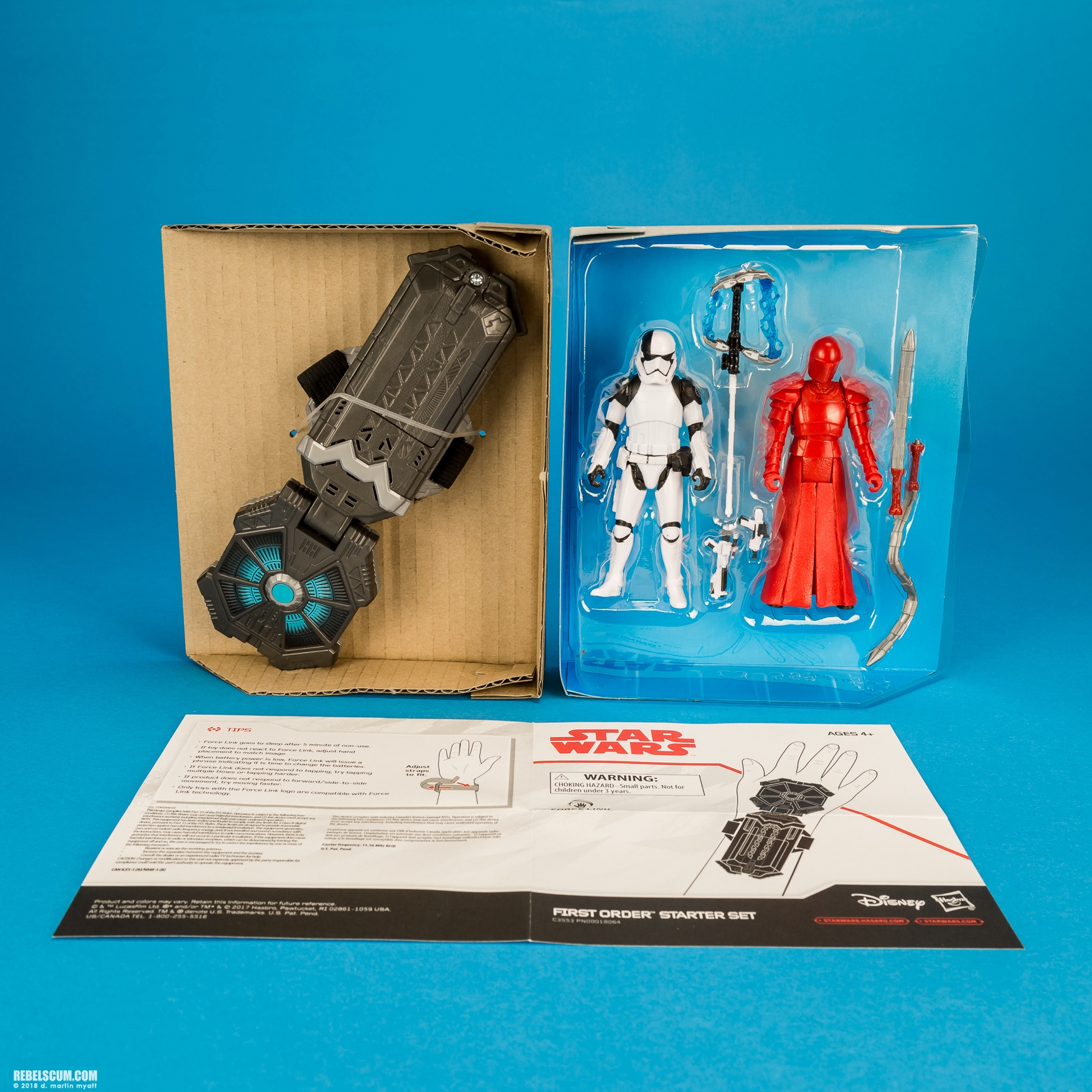Force-Link-First-Order-Starter-Set-ToysRUs-The-Last-Jedi-028.jpg