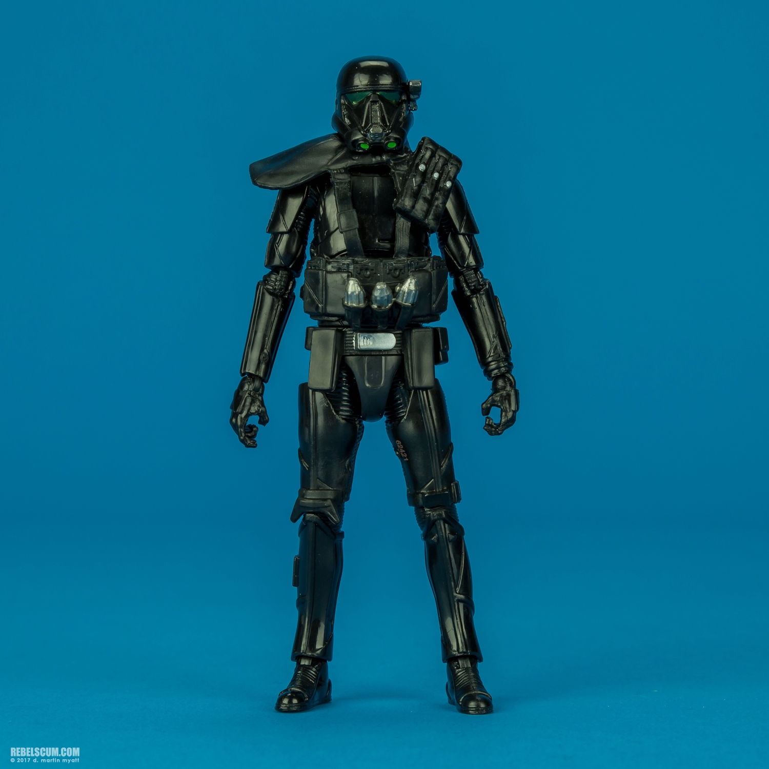 Imperial-Death-Trooper-The-Black-Series-C0663-B4054-005.jpg